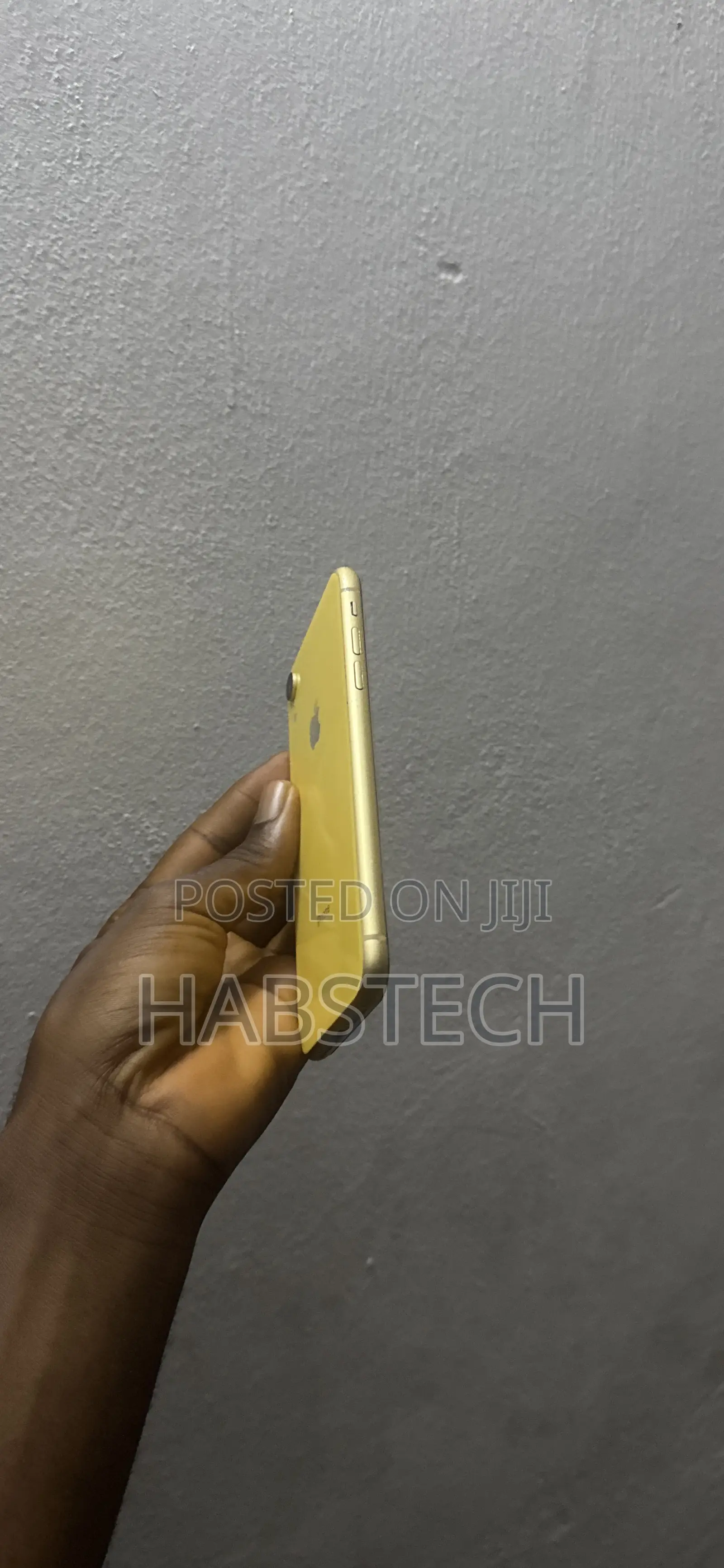 Apple iPhone XR 64 GB Yellow