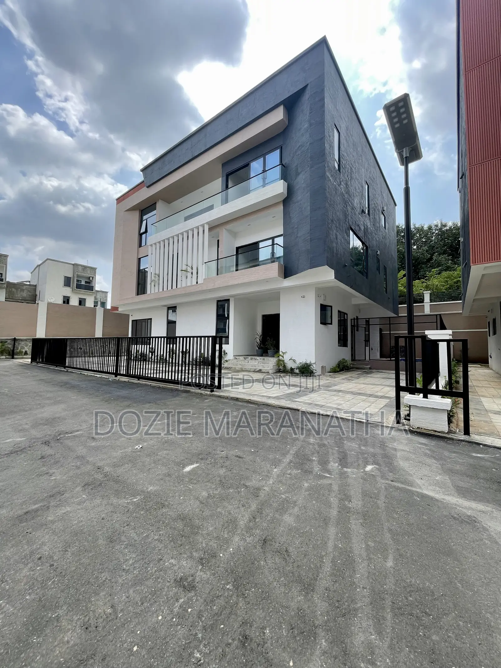 6bdrm House in Katampe Extension for sale