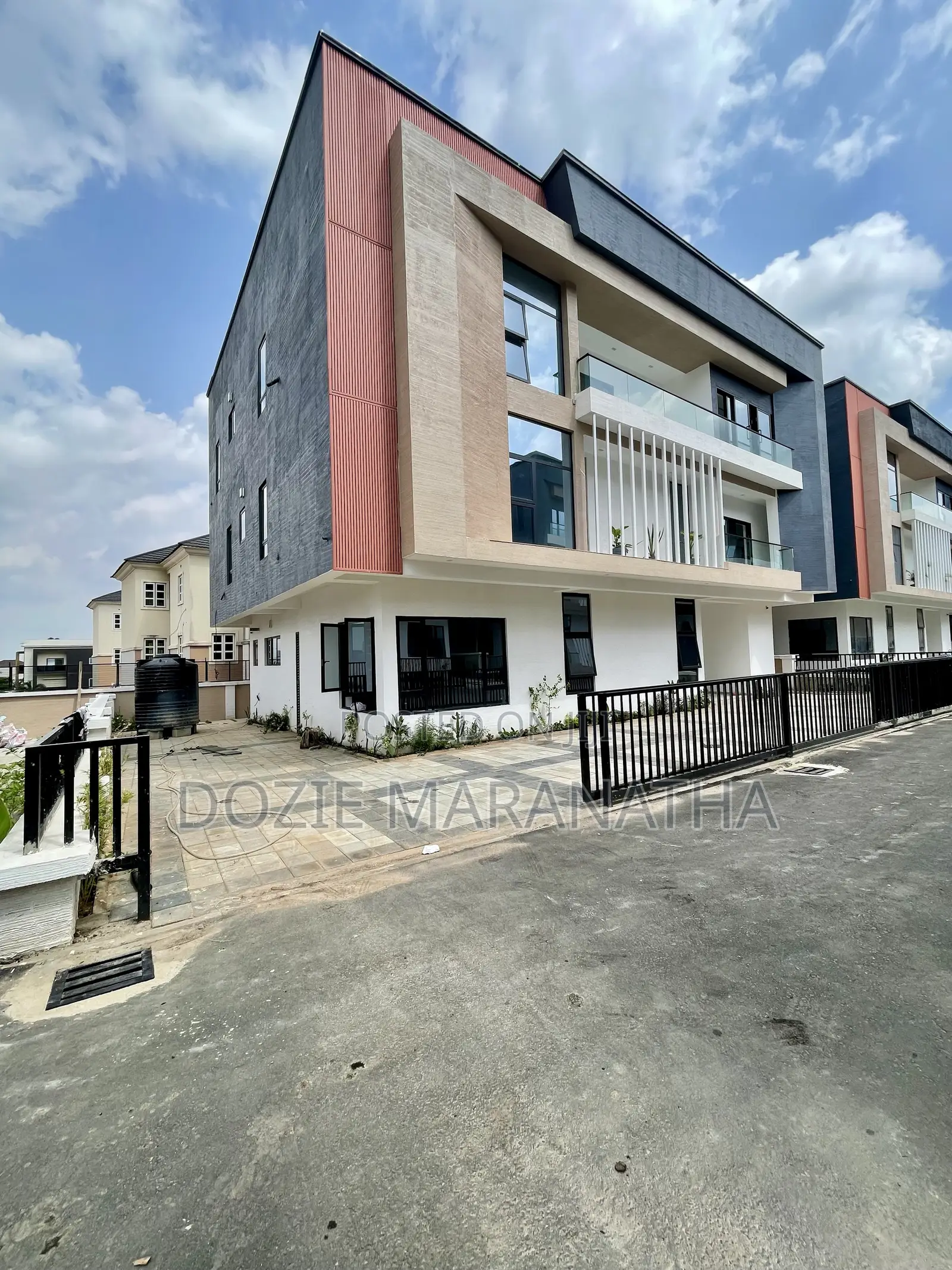 6bdrm House in Katampe Extension for sale