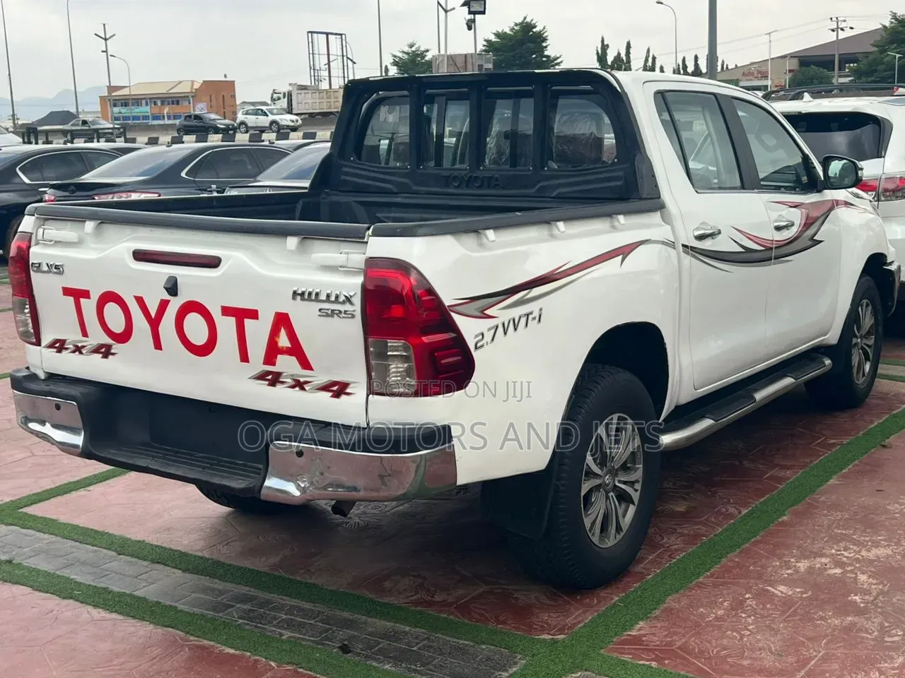 Toyota Hilux 2018 White