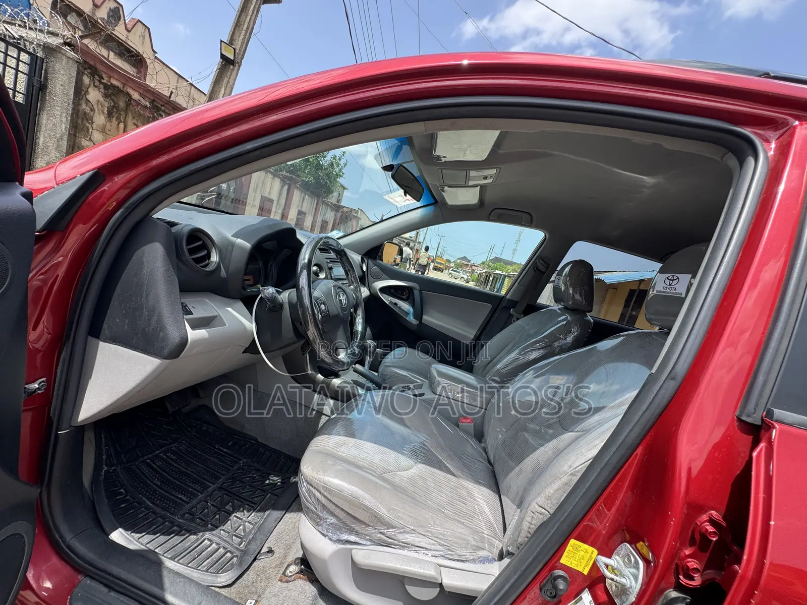 Toyota RAV4 3.5 2012 Red