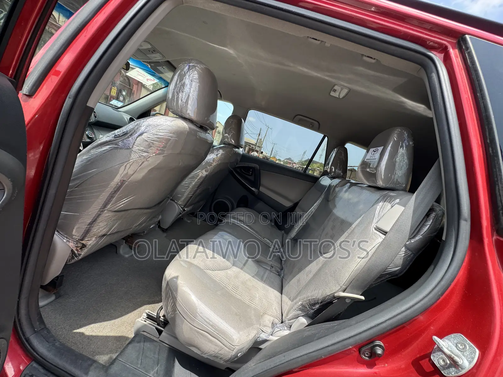 Toyota RAV4 3.5 2012 Red