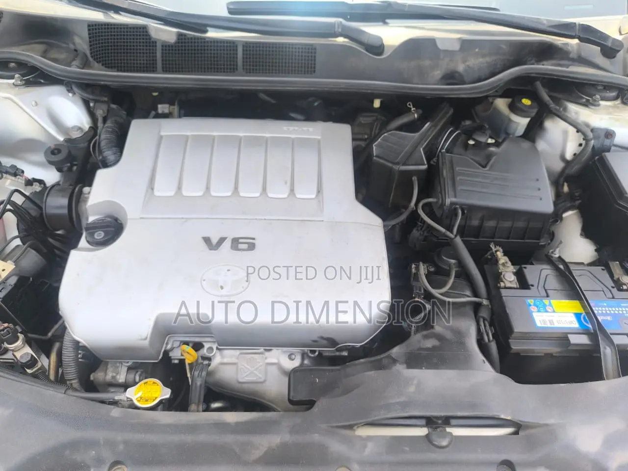 Toyota Venza XLE 2010 Silver
