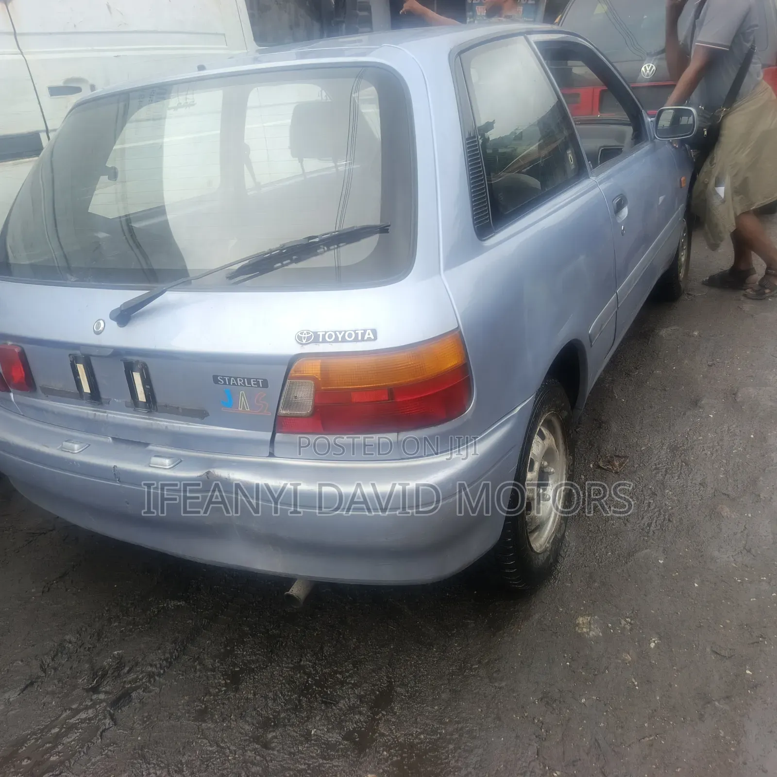 Toyota Starlet 1998 Blue