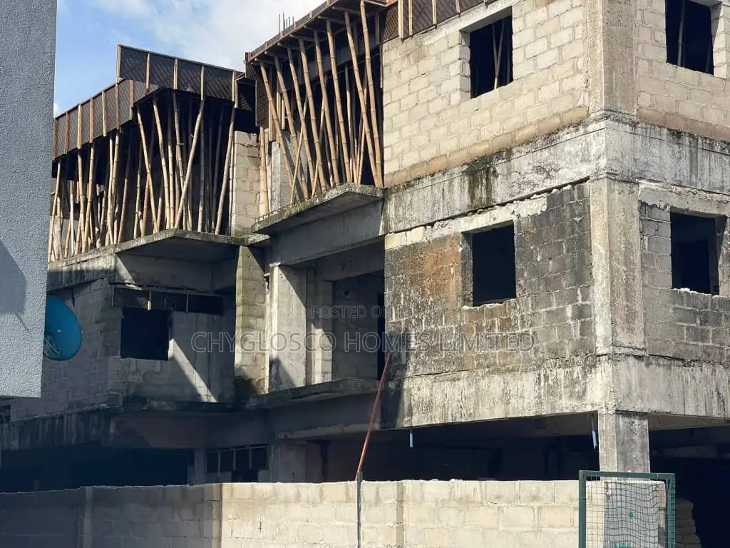 2 Bedroom Apartment In Gra Phase 3