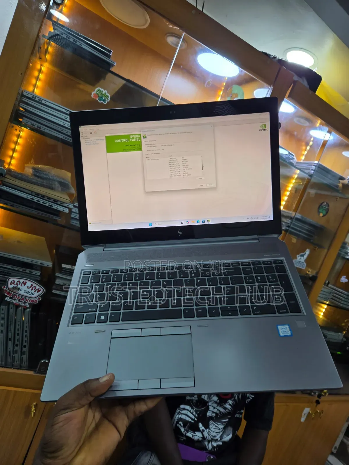 Laptop HP ZBook Firefly 14 G7 16GB Intel Core i7 SSD 512GB