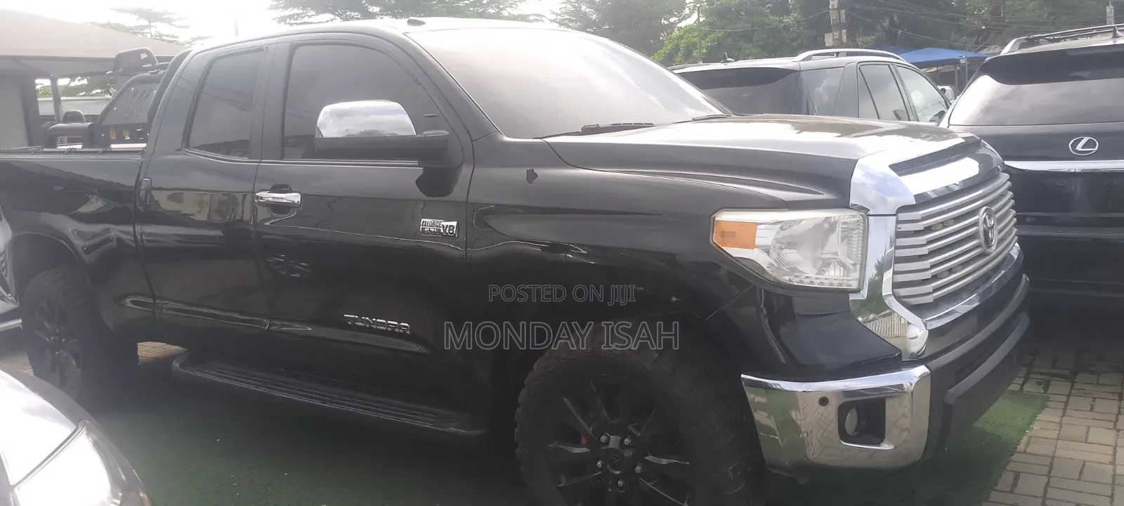 Toyota Tundra 2016 Black