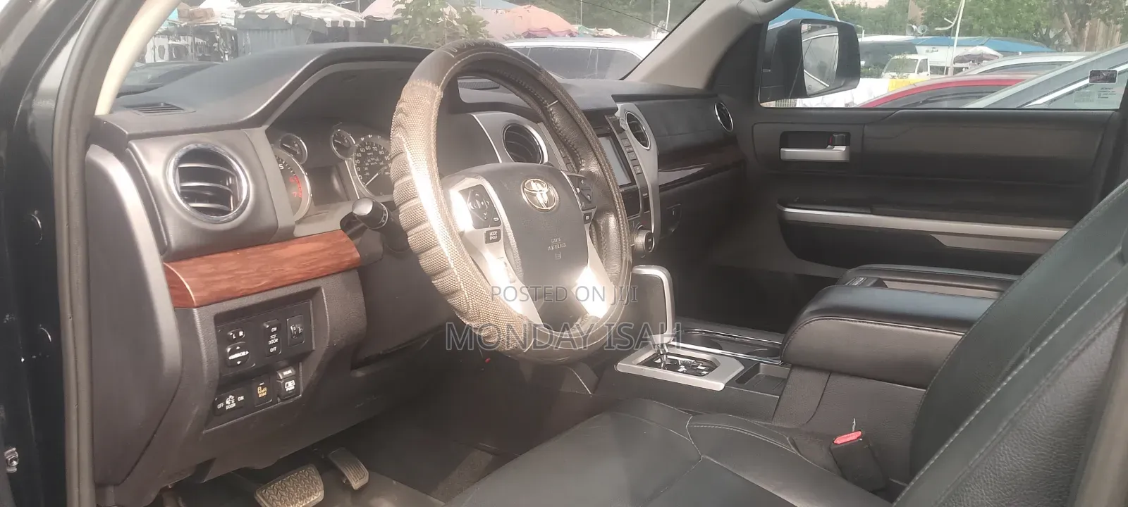 Toyota Tundra 2016 Black