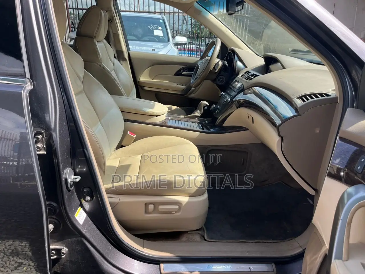 Acura MDX Advance Package SUV AWD (3.7L 6cyl 6A) 2010 Gray
