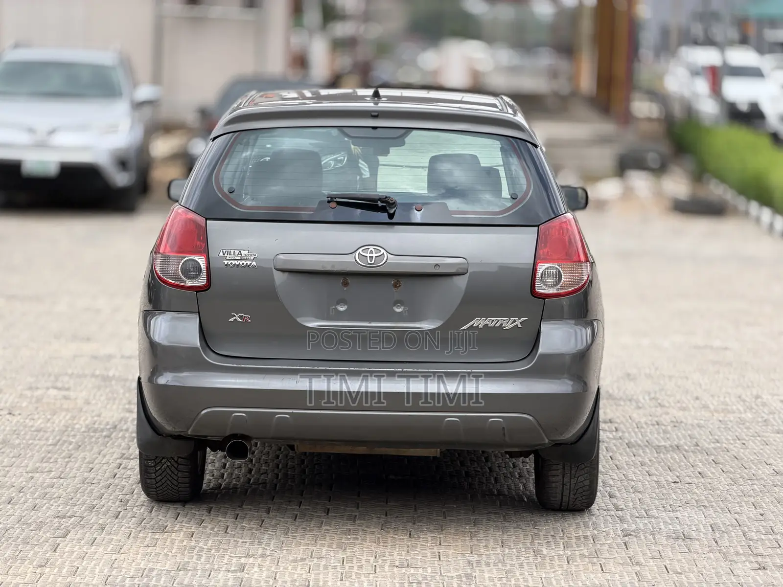 Toyota Matrix XRS Hatchback FWD (1.8L 4cyl 6M) 2004 Gray