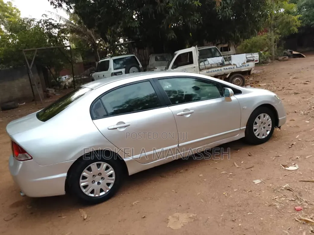 Honda Civic 1.6i LS Automatic 2008 Silver