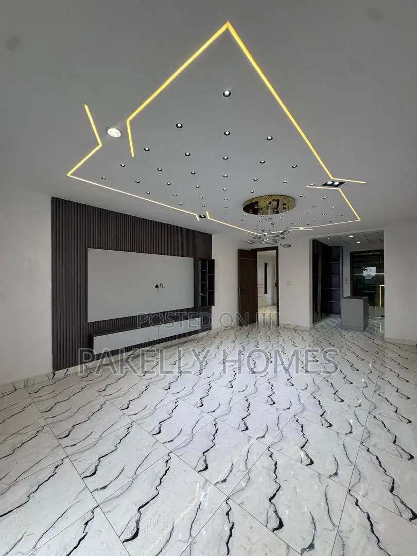 4 Bedroom Duplex
