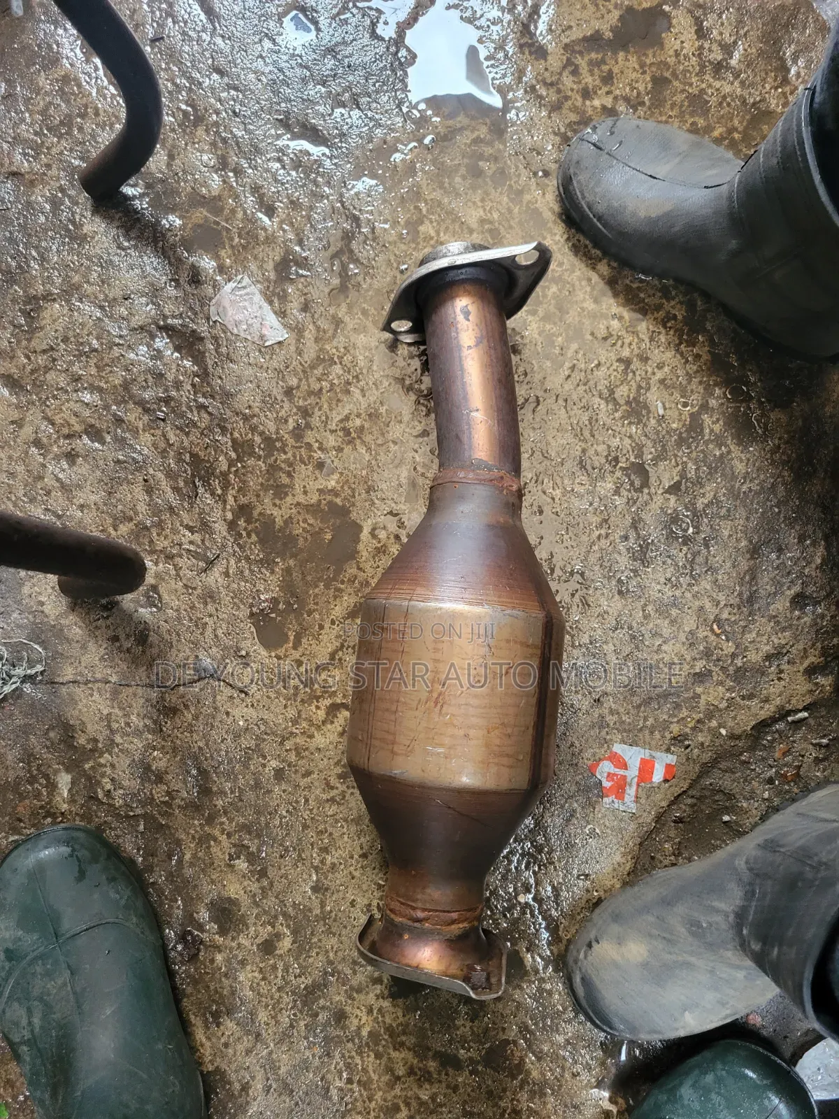 Center Catalyst for Toyota Sienna 2012 Model
