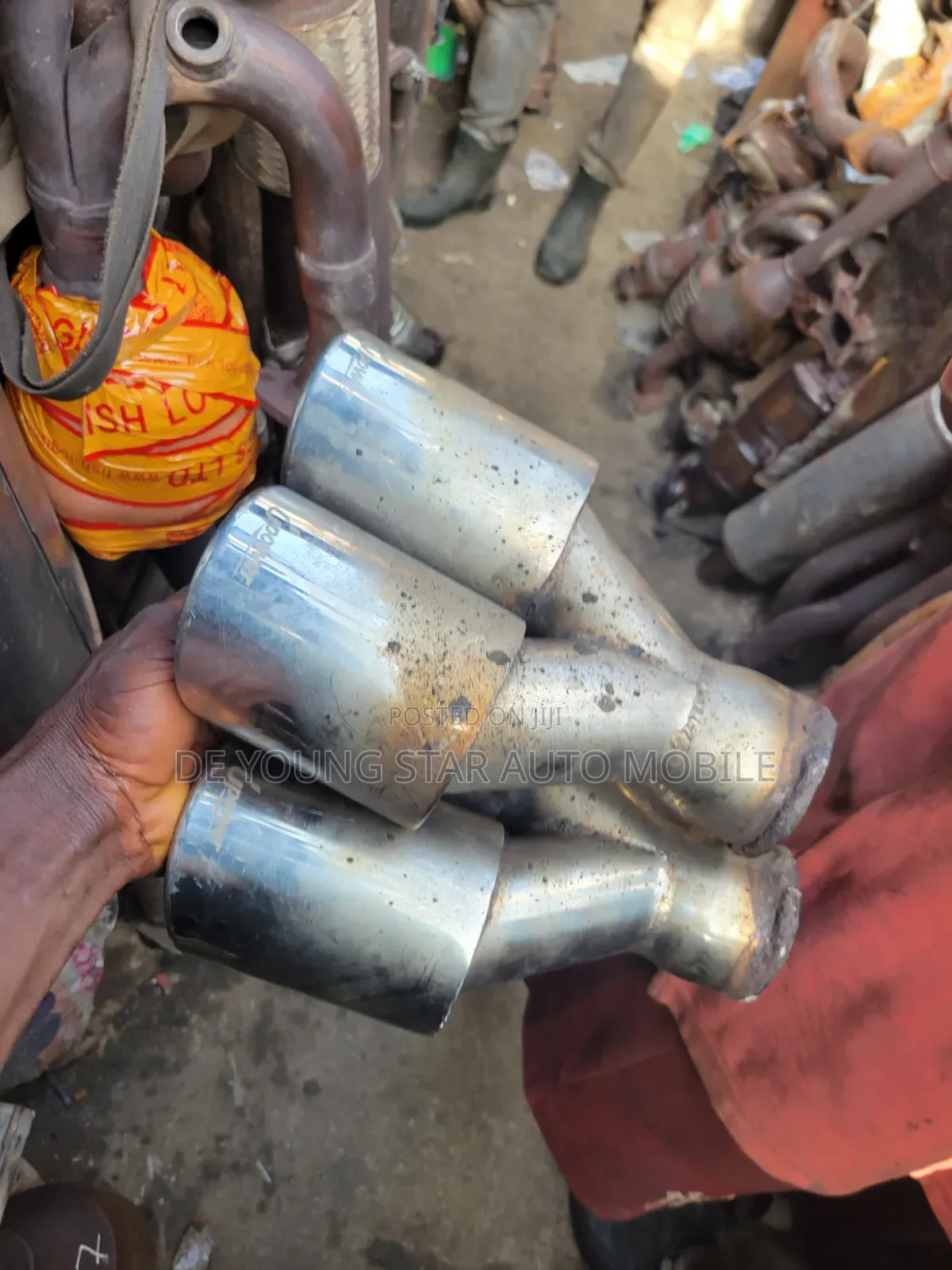 Exhaust Tell for Different Vehicles