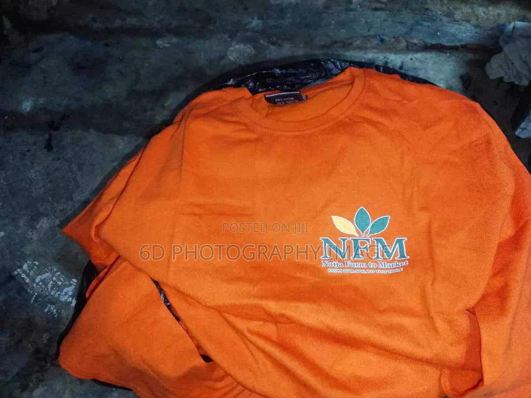 Quality Customize Polo Round Neck Tshirt