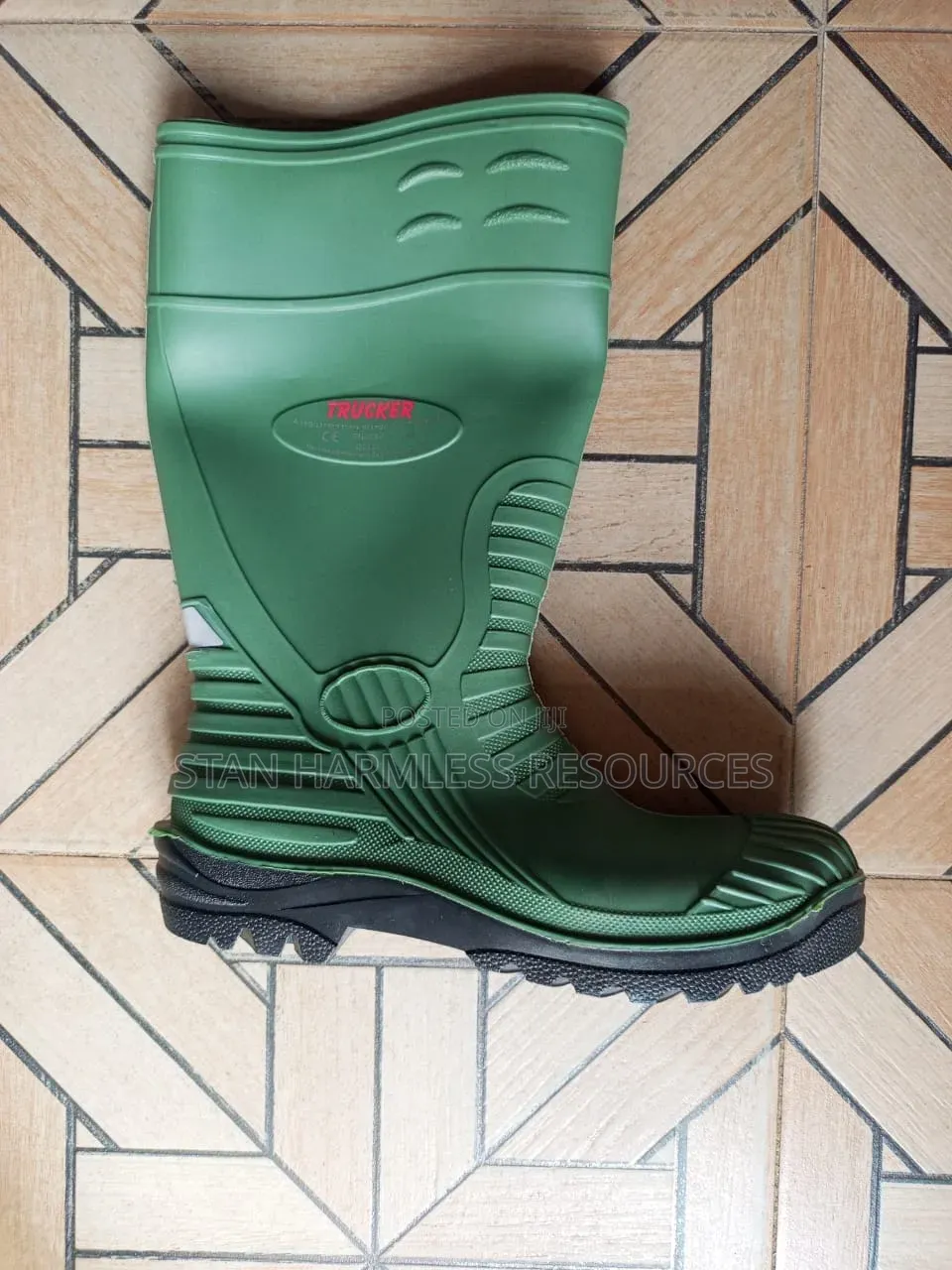 Safety And Non Safety Rain Boot