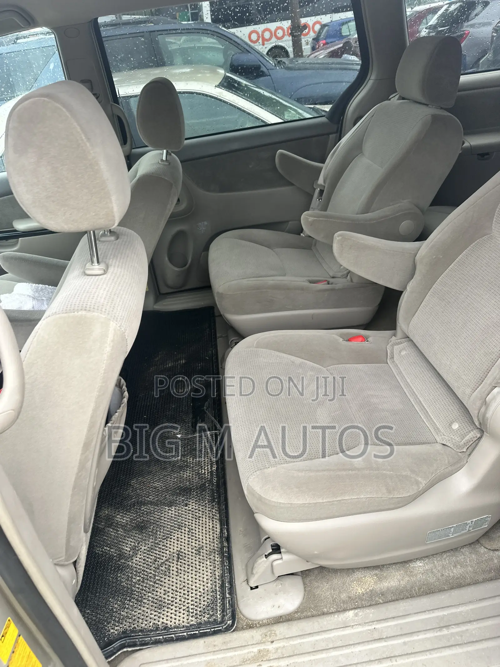 Toyota Sienna LE AWD 2005 Gold