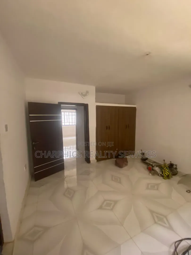 3bdrm Apartment in Mende for rent