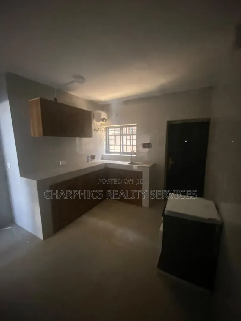 3bdrm Apartment in Mende for rent