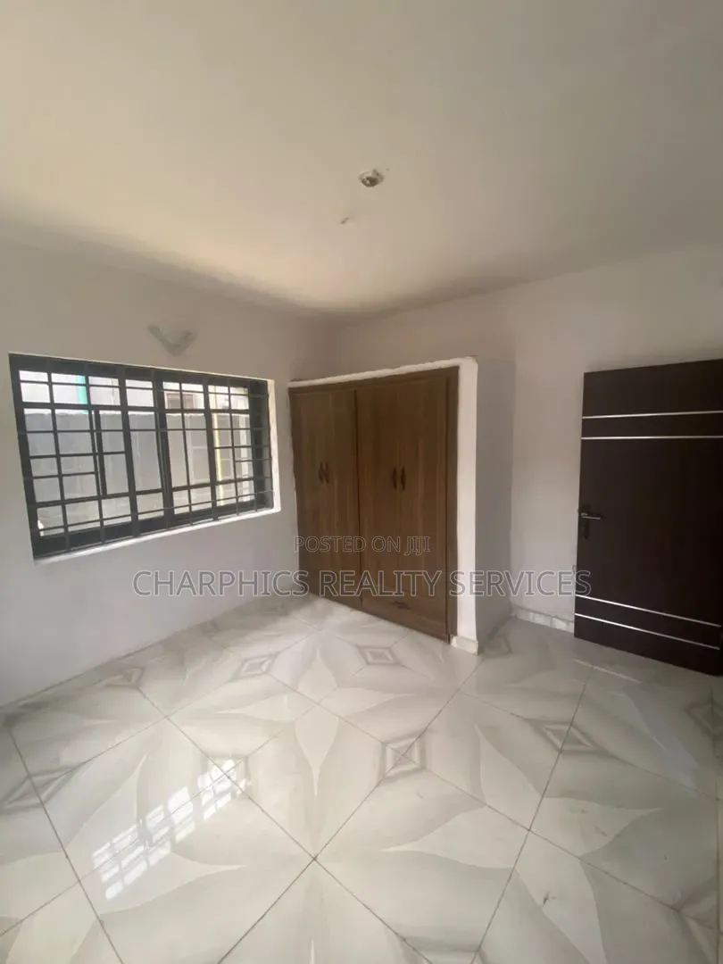 3bdrm Apartment in Mende for rent
