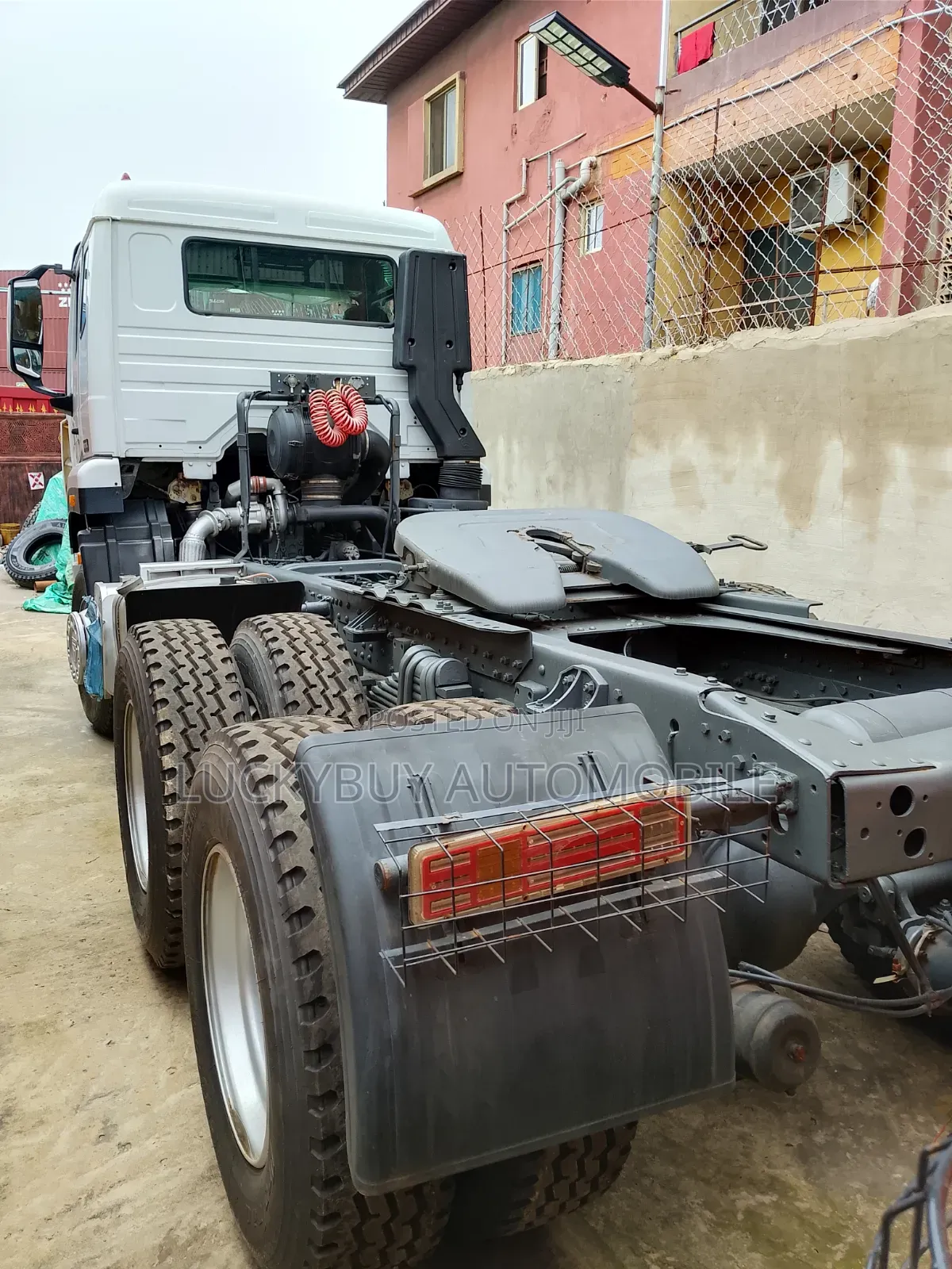 Howo Trailer Head 2019 Very Neat