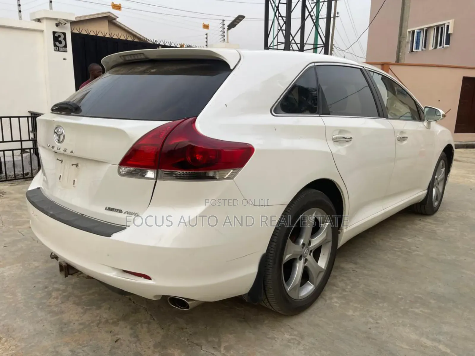 Toyota Venza Limited 4dr Wagon AWD (3.5L 6cyl 6A) 2015 White