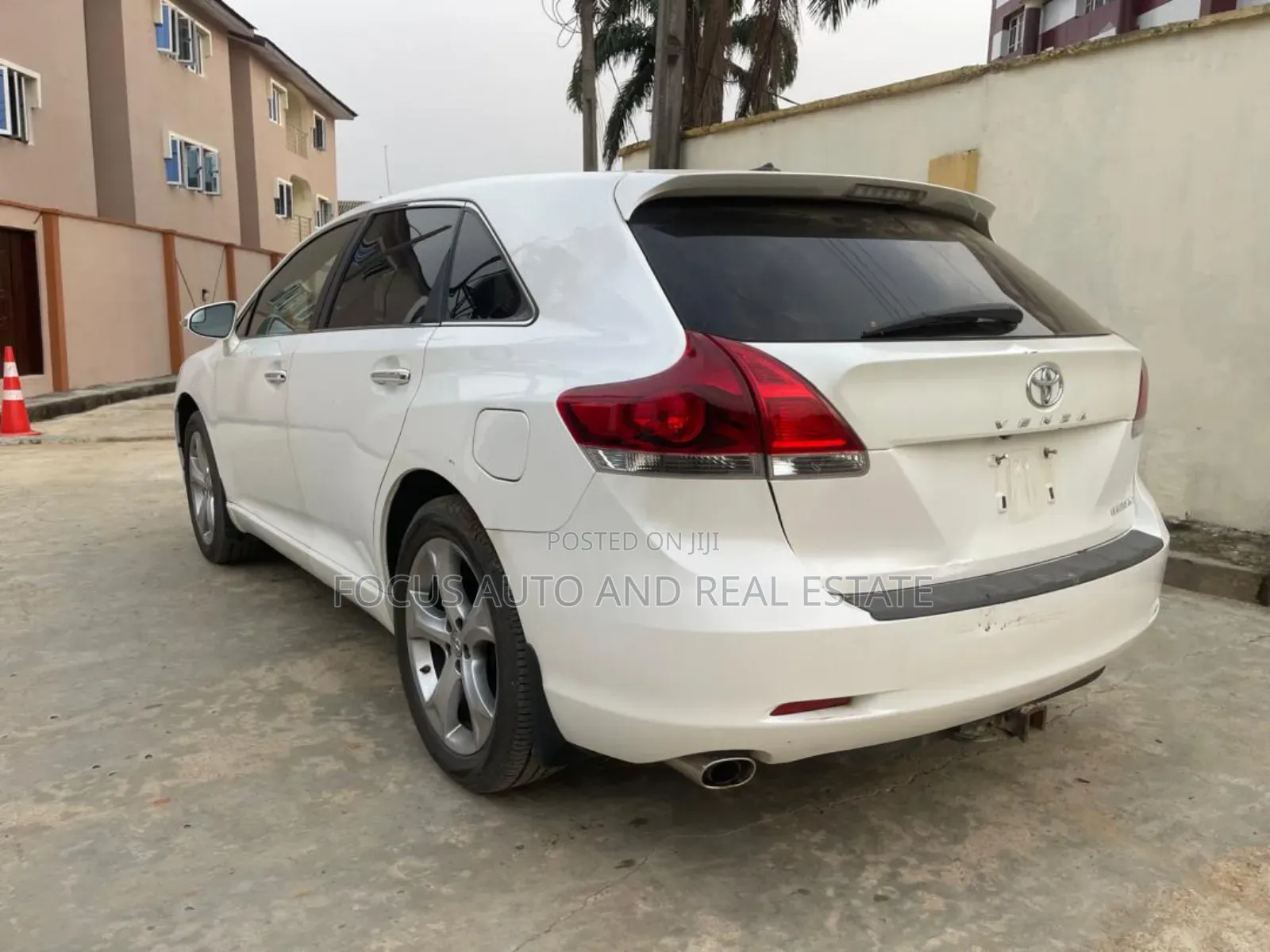 Toyota Venza Limited 4dr Wagon AWD (3.5L 6cyl 6A) 2015 White