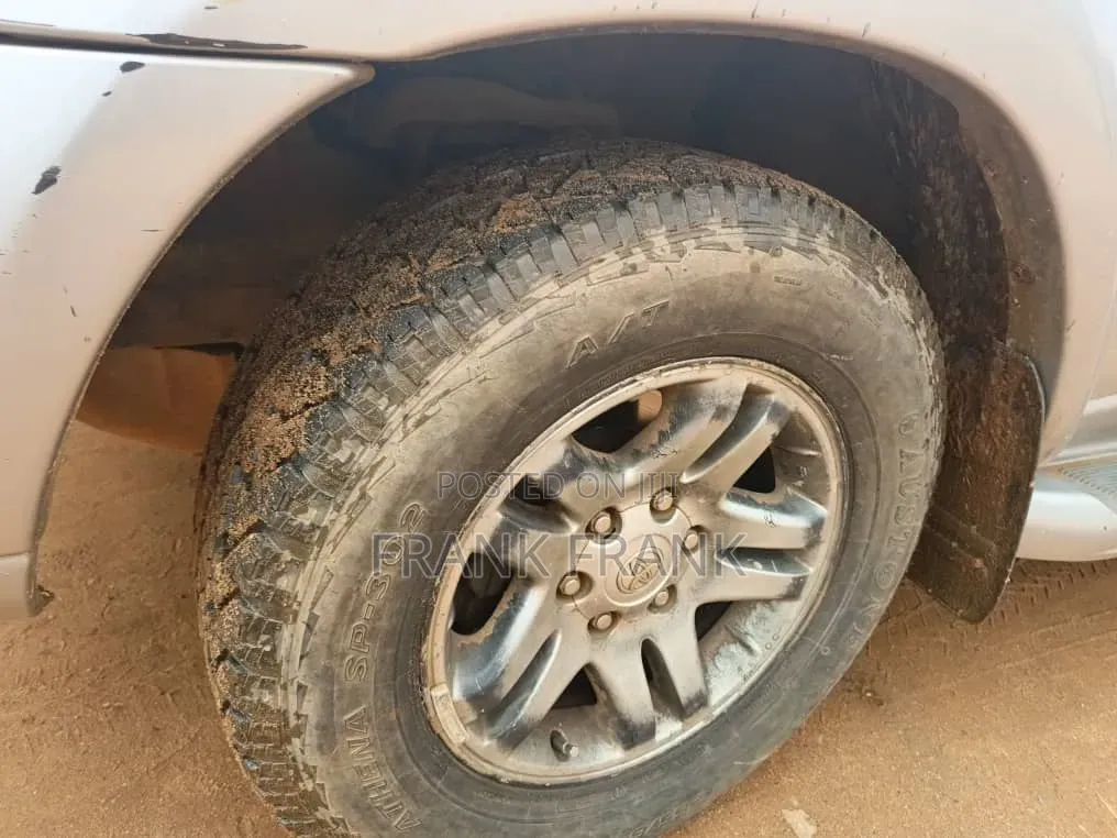 Toyota Sequoia 2006 Silver