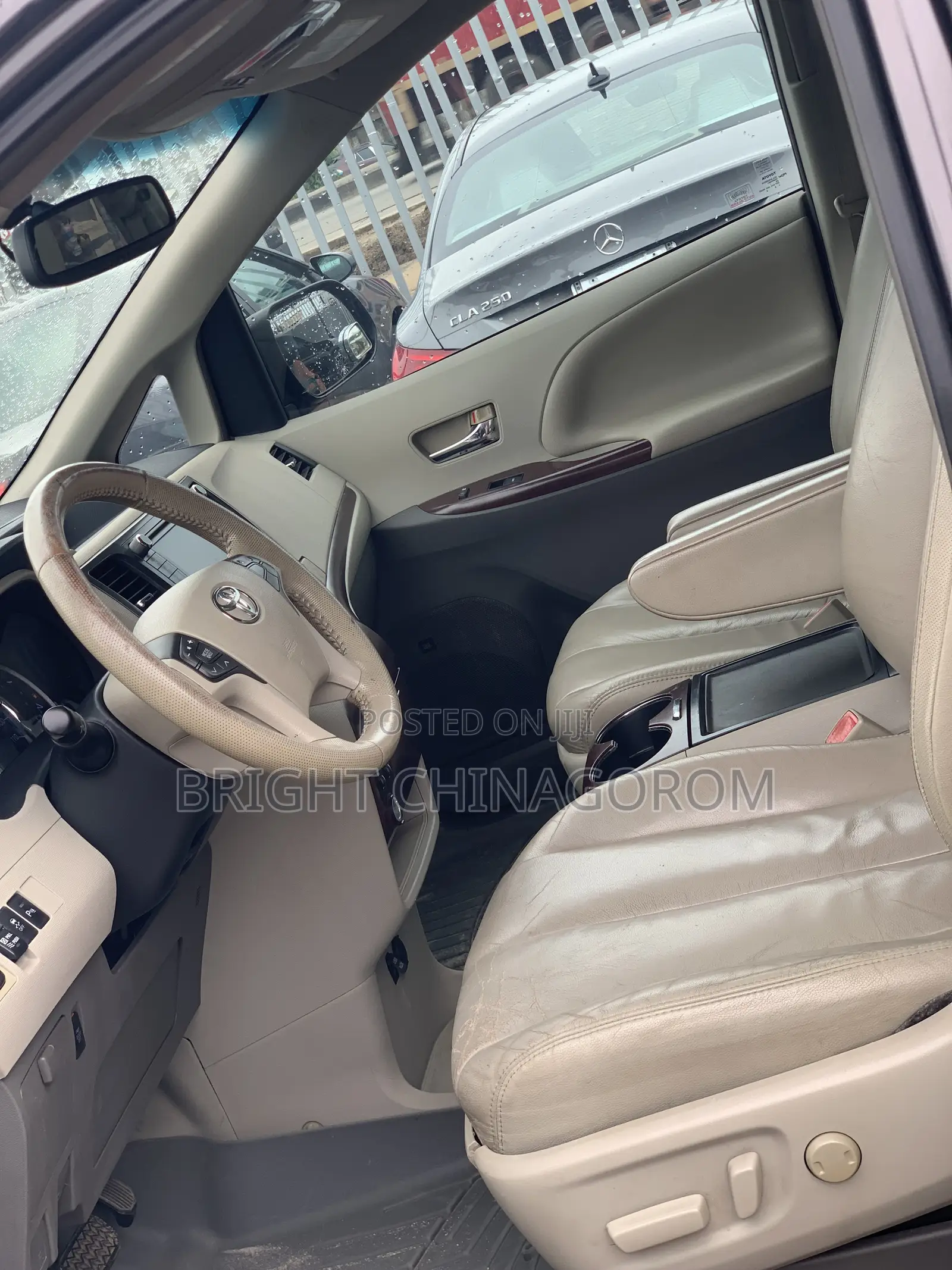 Toyota Sienna XLE 7 Passenger Mobility 2012 Gray