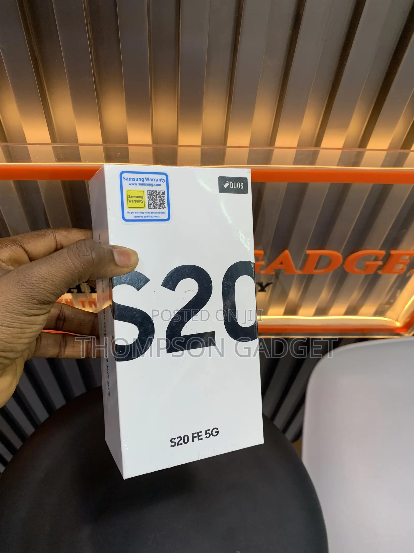 New Samsung Galaxy S20 FE 5G 128 GB