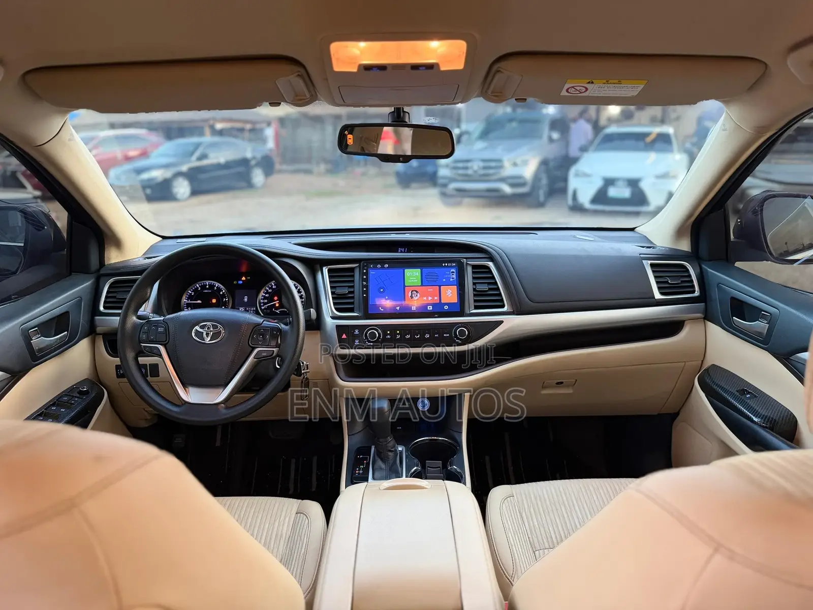 Toyota Highlander LE 2019 Black