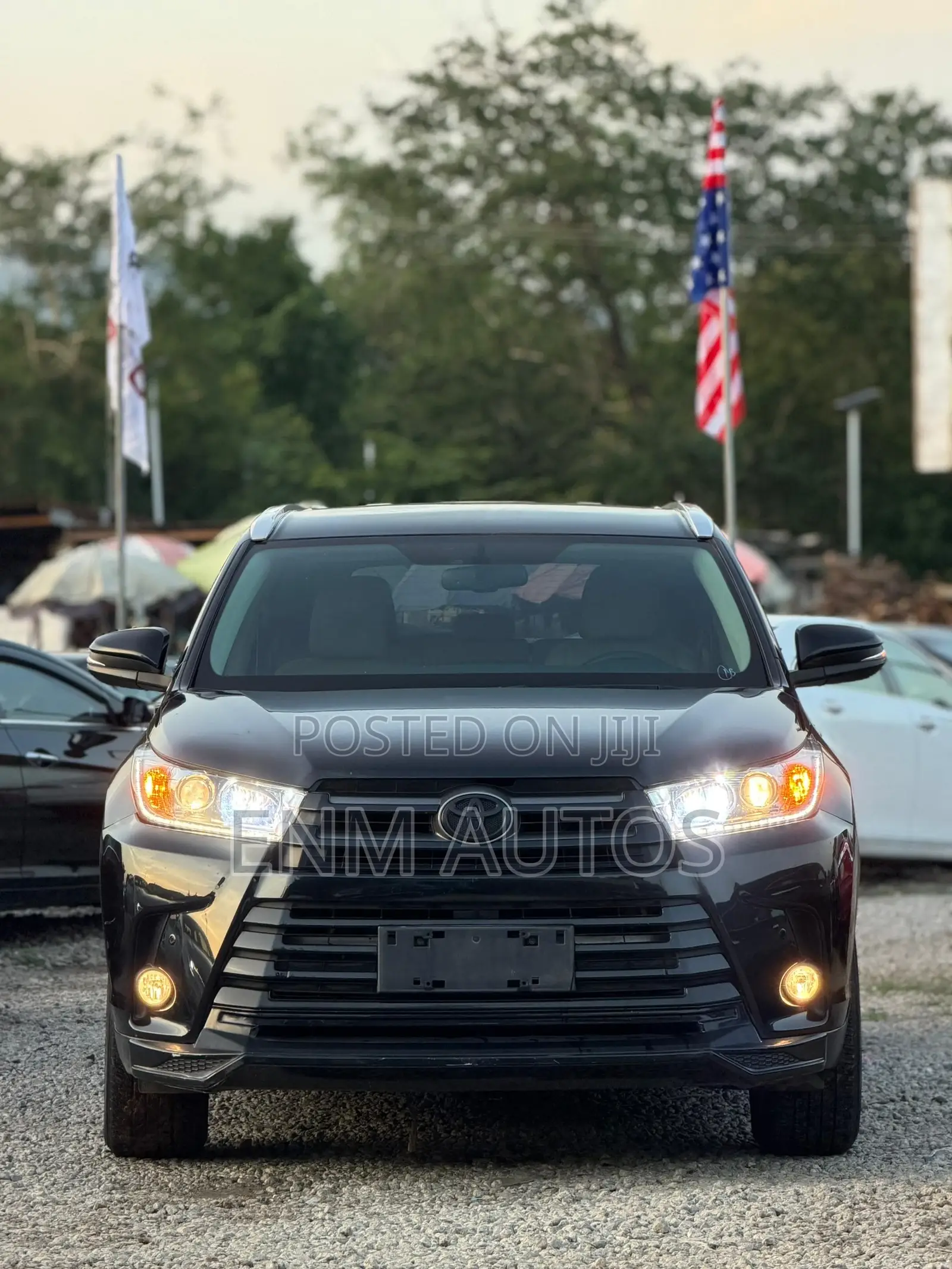 Toyota Highlander LE 2019 Black