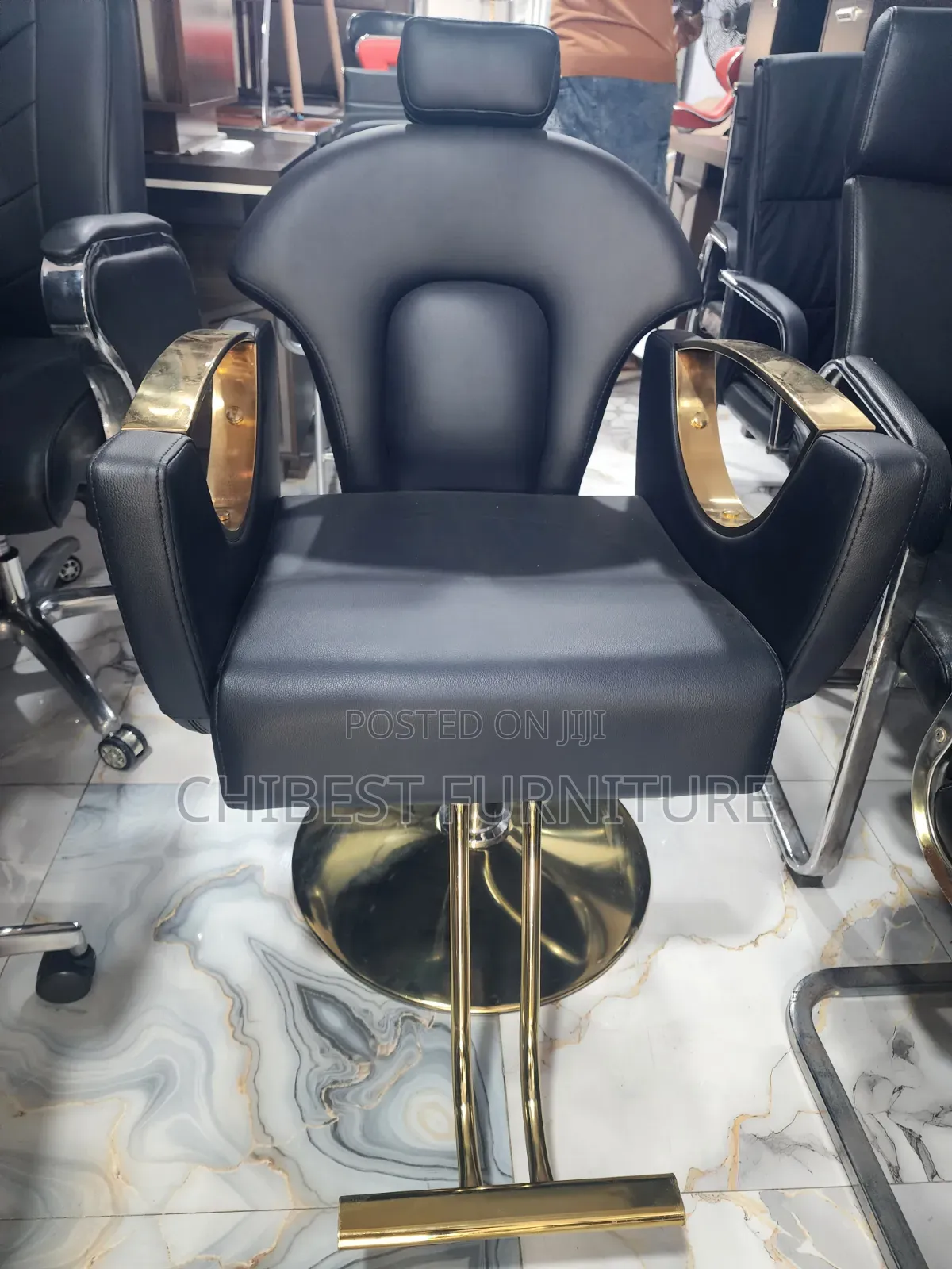 Imported Saloon Chair Available for Sale.