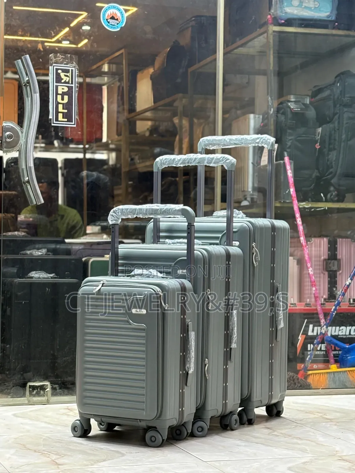 Brand New 3in1 Hardcase Luggage Set 360°Wheels Tsa Lock|Cabin to Large