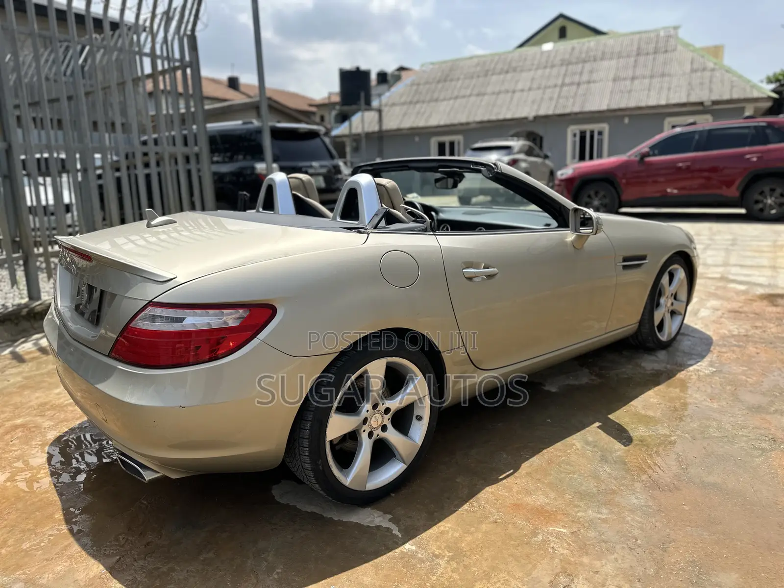 Mercedes-Benz SLK-Class 2012 Gold