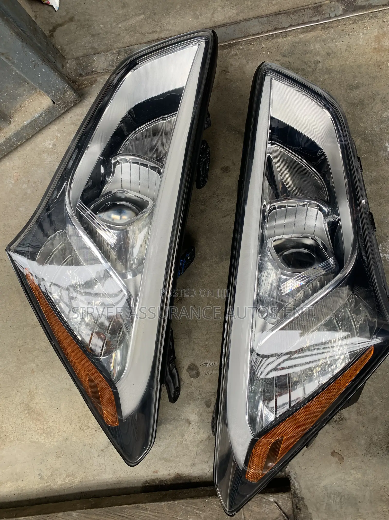Headlight Hyundai Santa Fe 2012 Set
