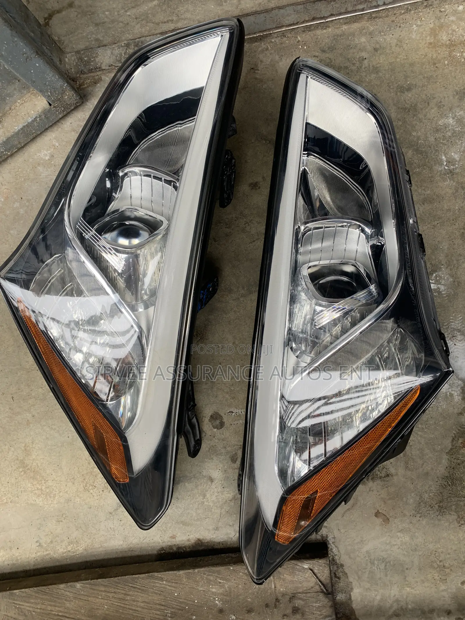 Headlight Hyundai Santa Fe 2012 Set