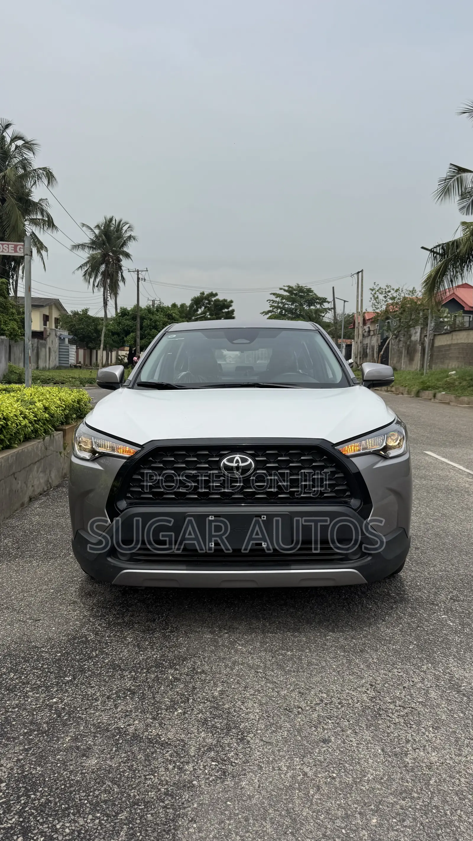 New Toyota Corolla Cross LE 2025 Gray