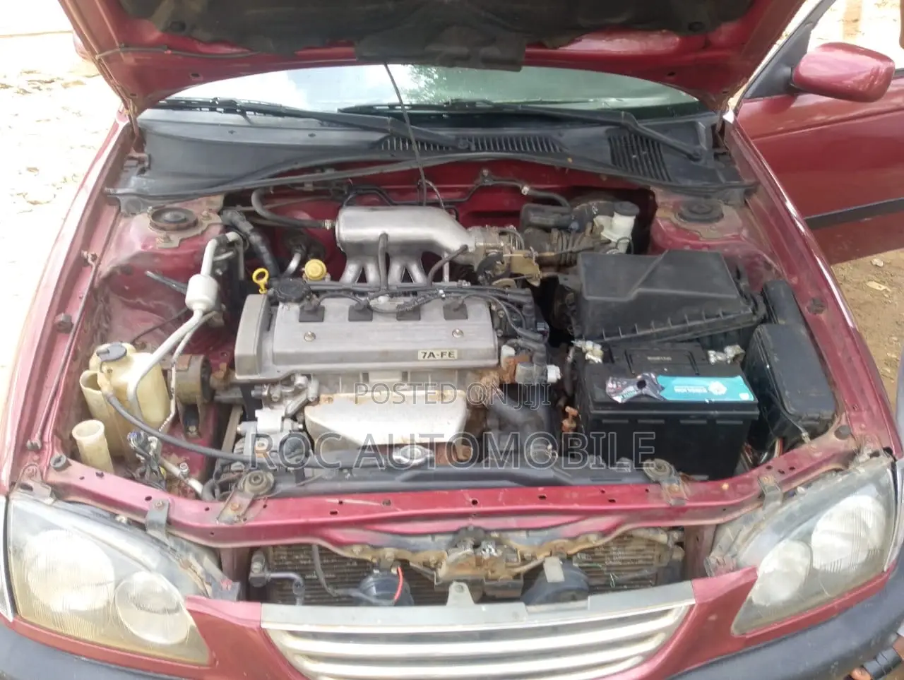 Toyota Avensis 2005 Red