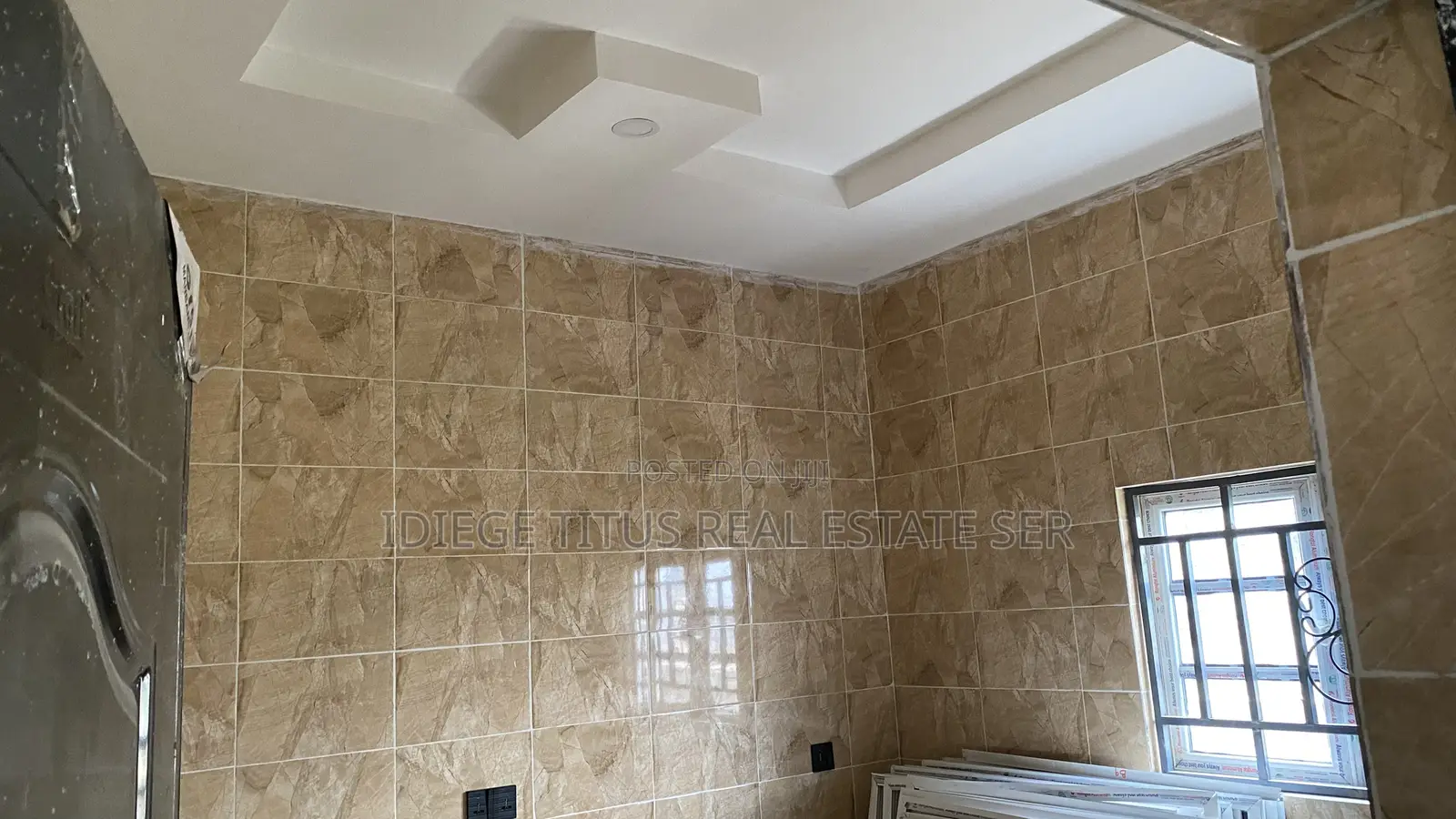 2bdrm Block of Flats in Resettlement And, Katampe (Main) for rent
