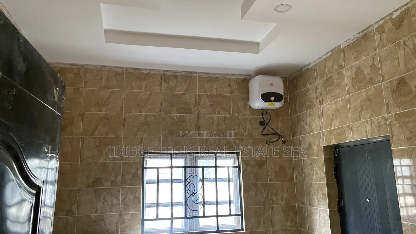 2bdrm Block of Flats in Resettlement And, Katampe (Main) for rent
