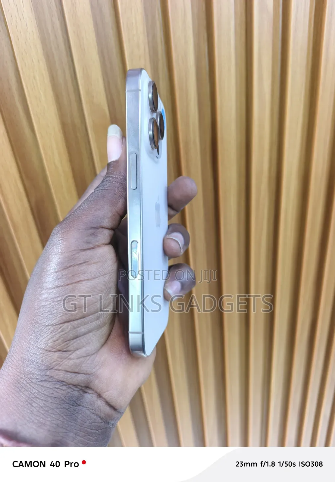Apple iPhone 16 Pro 128 GB Gold