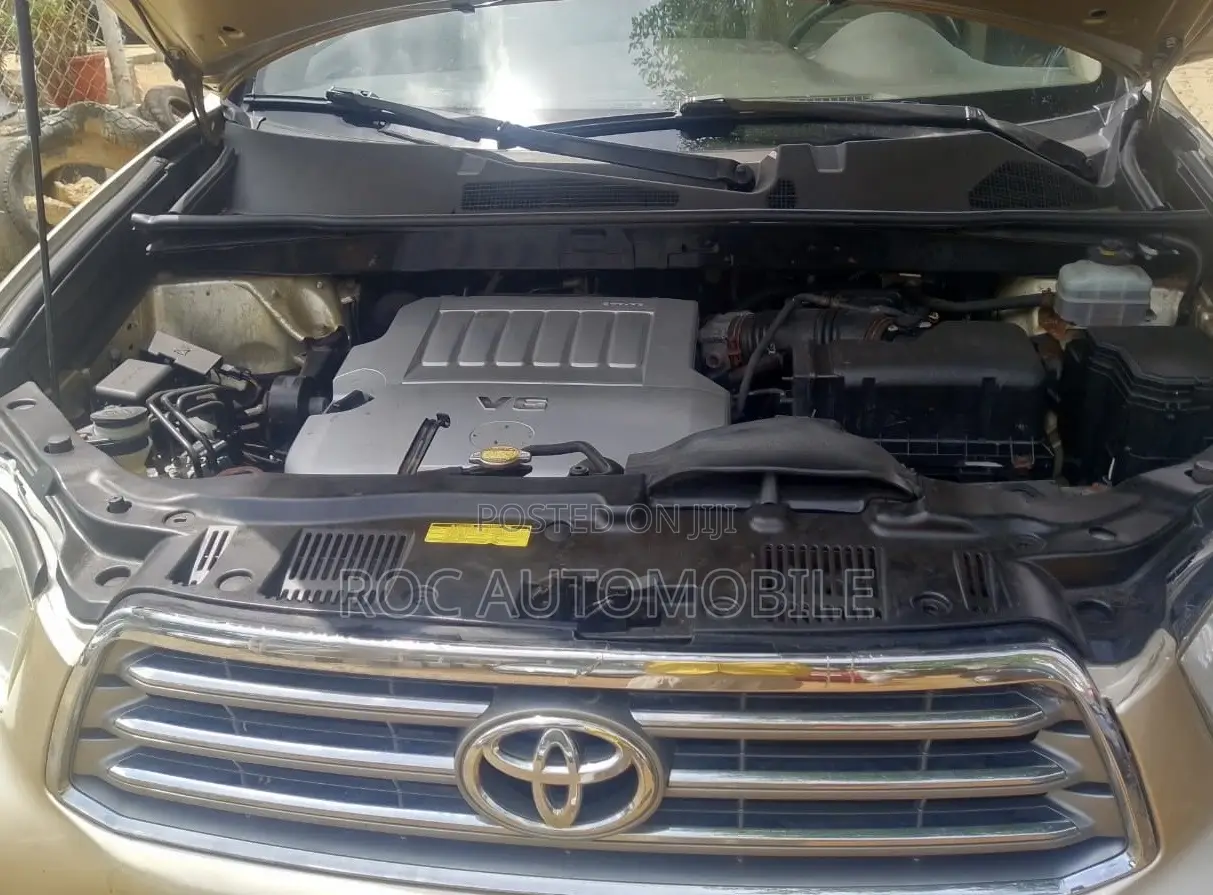 Toyota Highlander 2009 Gold