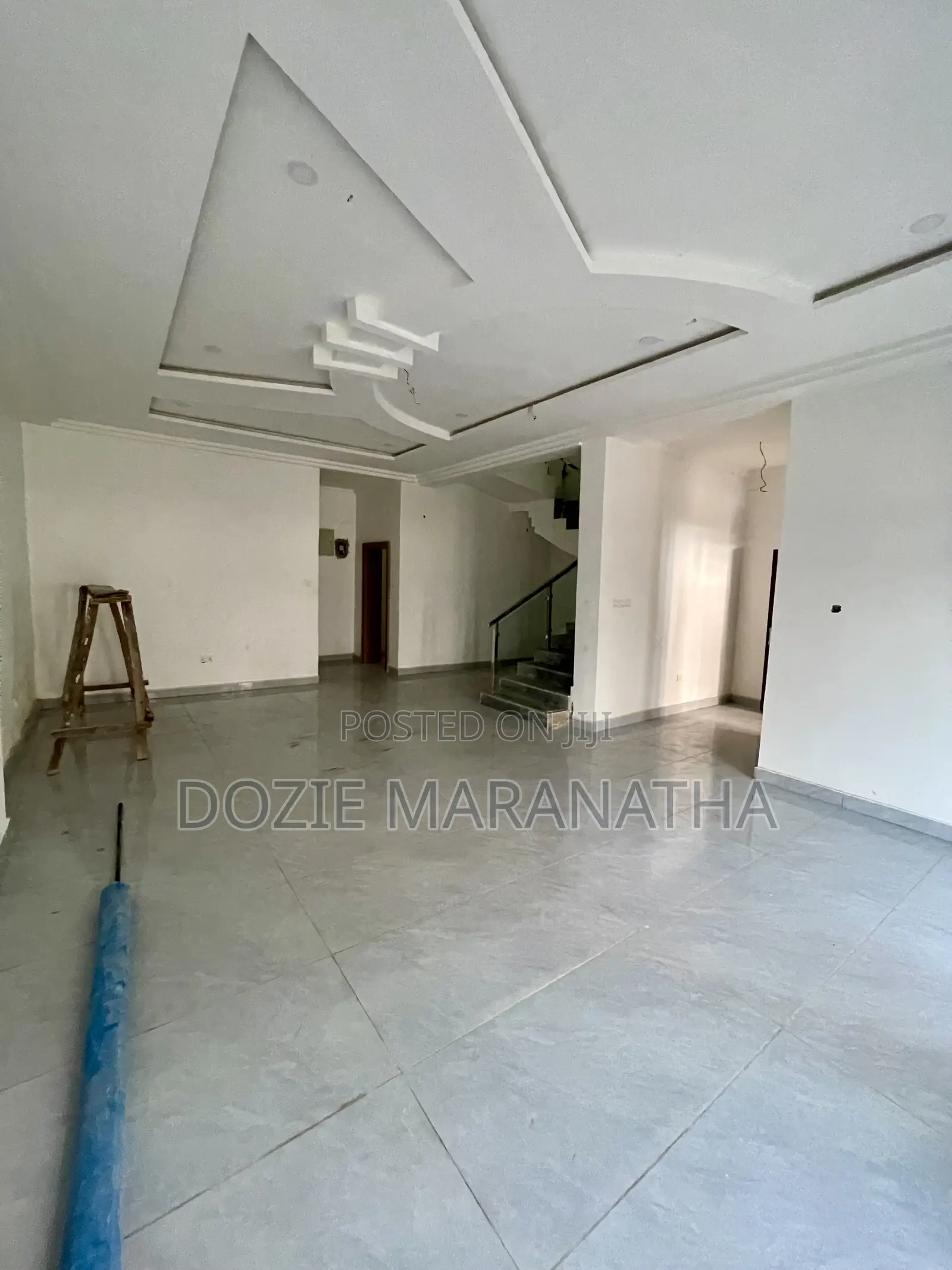 4bdrm Townhouse/Terrace in Mabushi for sale