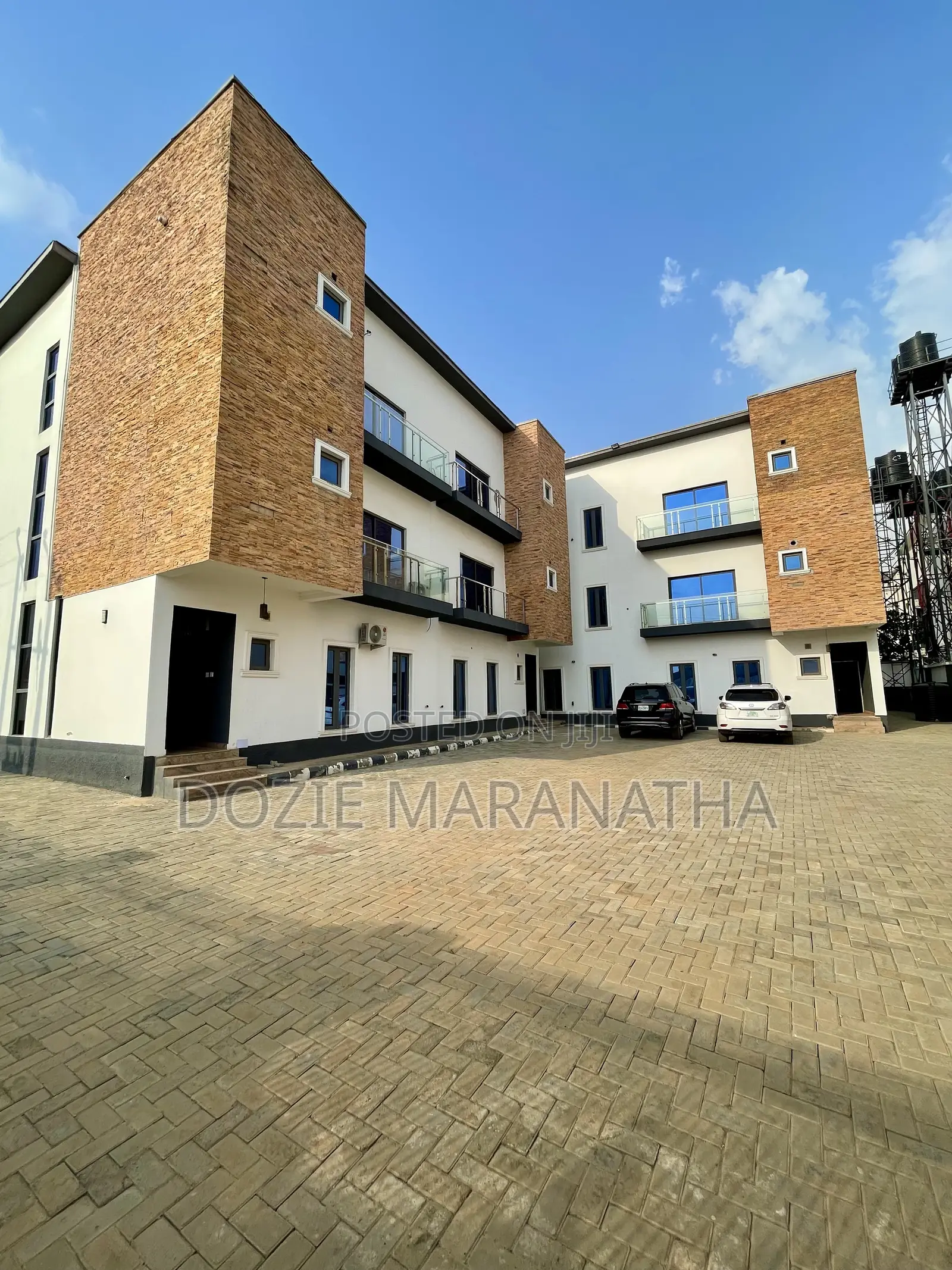 4bdrm Townhouse/Terrace in Mabushi for sale