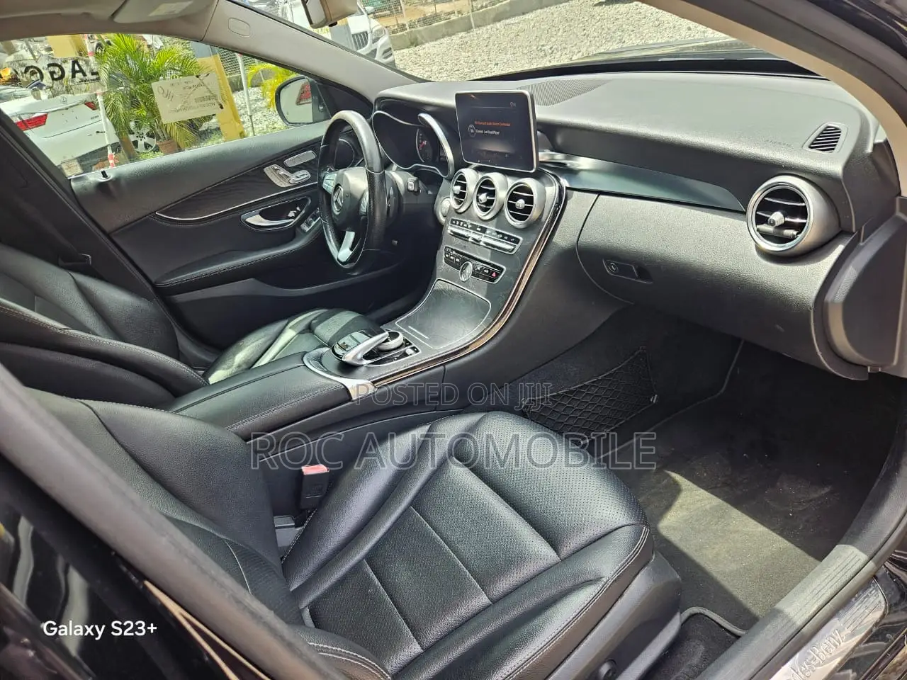 Mercedes-Benz C300 2025 Black