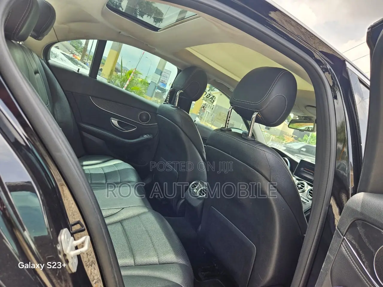 Mercedes-Benz C300 2025 Black