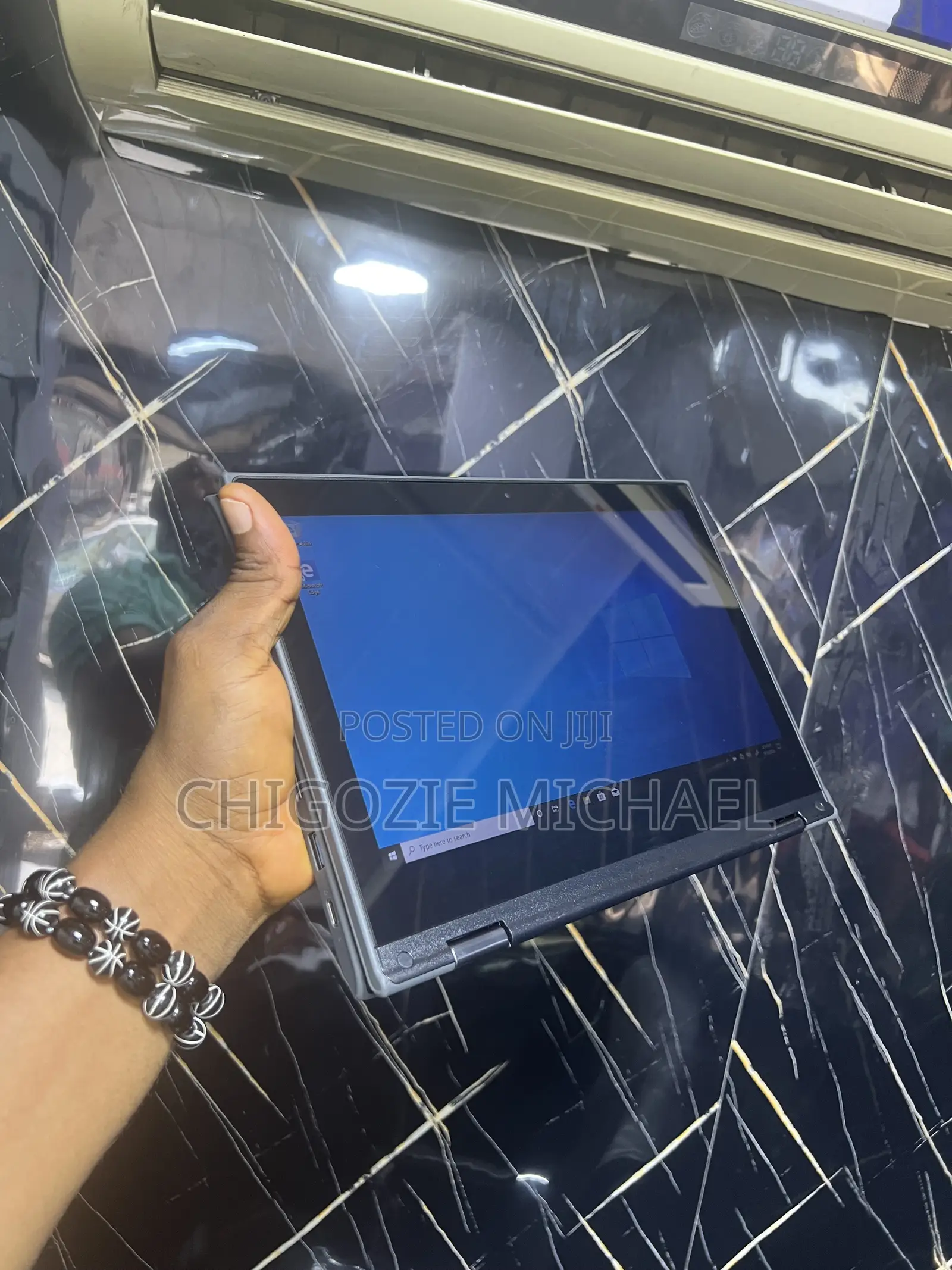 Laptop Lenovo 300e 4GB Intel Pentium SSD 128GB