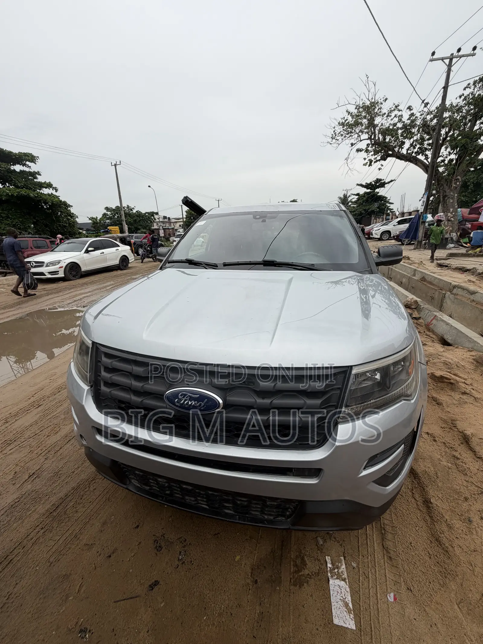 Ford Explorer 2018 Silver