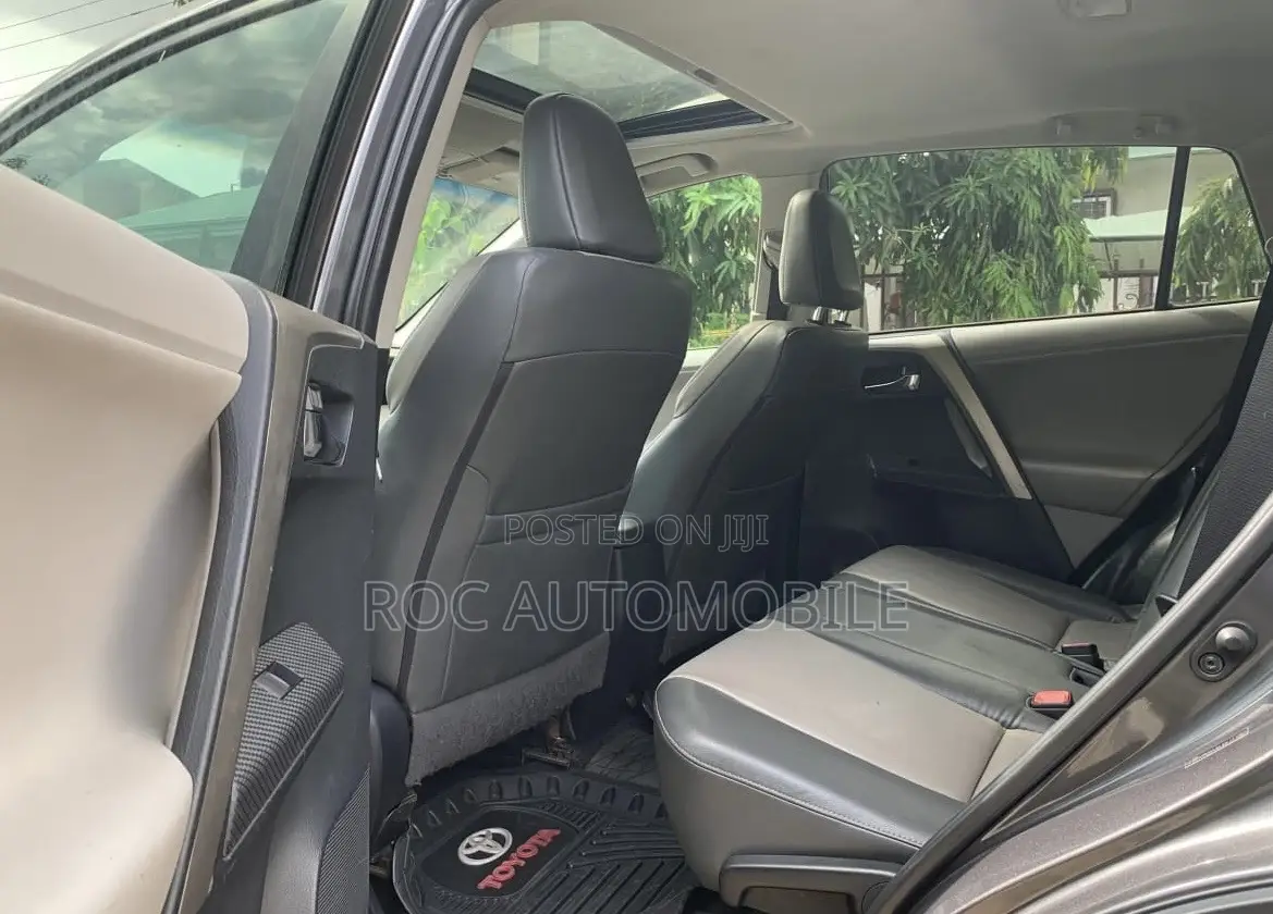 Toyota RAV4 2015 Black